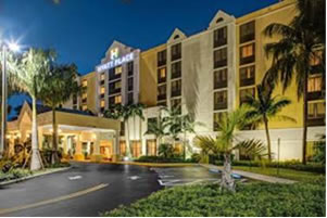 Hyatt Place & Mezzaluna Restaurant